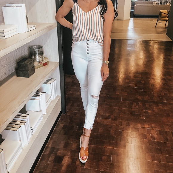 Alla Frayed Ankle White Jeans - Picture 3 of 5